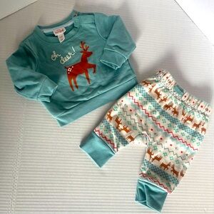 Cat & Jack brand | 0-3 M | Christmas Unisex baby set| sweater and pants set |